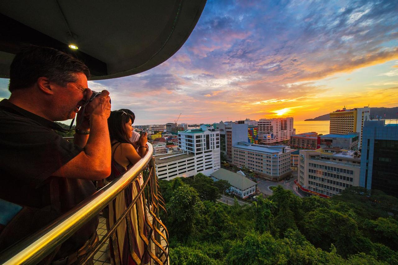 Holiday Inn Express Kota Kinabalu City Centre By Ihg Exterior foto